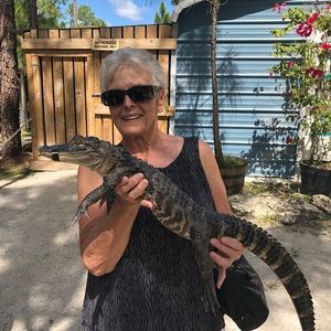 Meet your Posher, Paula